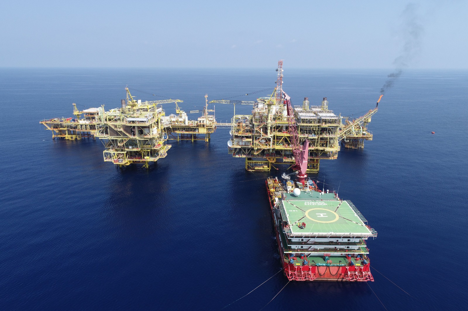 Gulf Investors Turn Defensive as Earnings Season Meets Oil Volatility and Geopolitical Risk