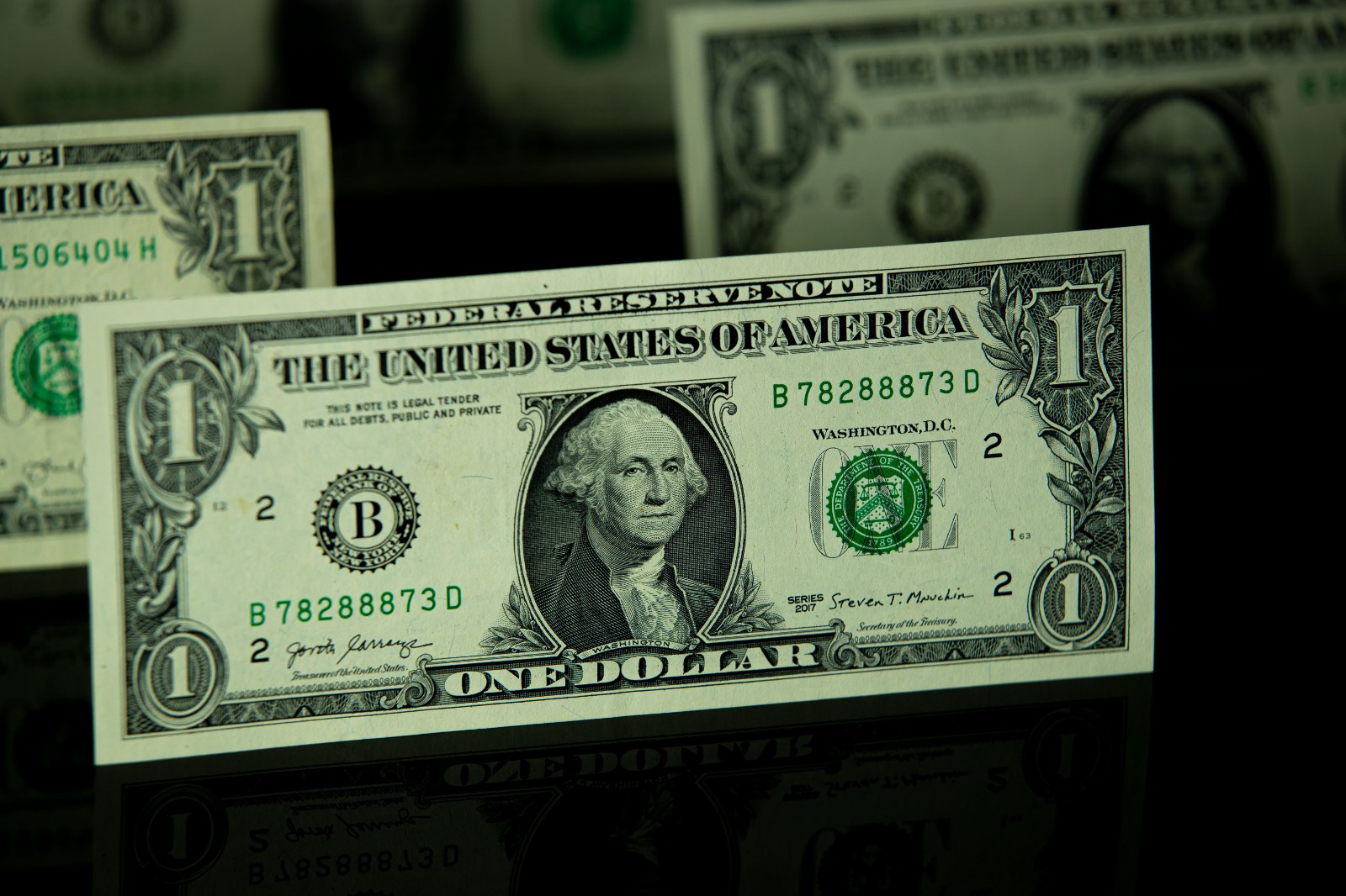 US Dollar Strength Reflects Investor Positioning Ahead of Federal Reserve Interest-Rate Decision