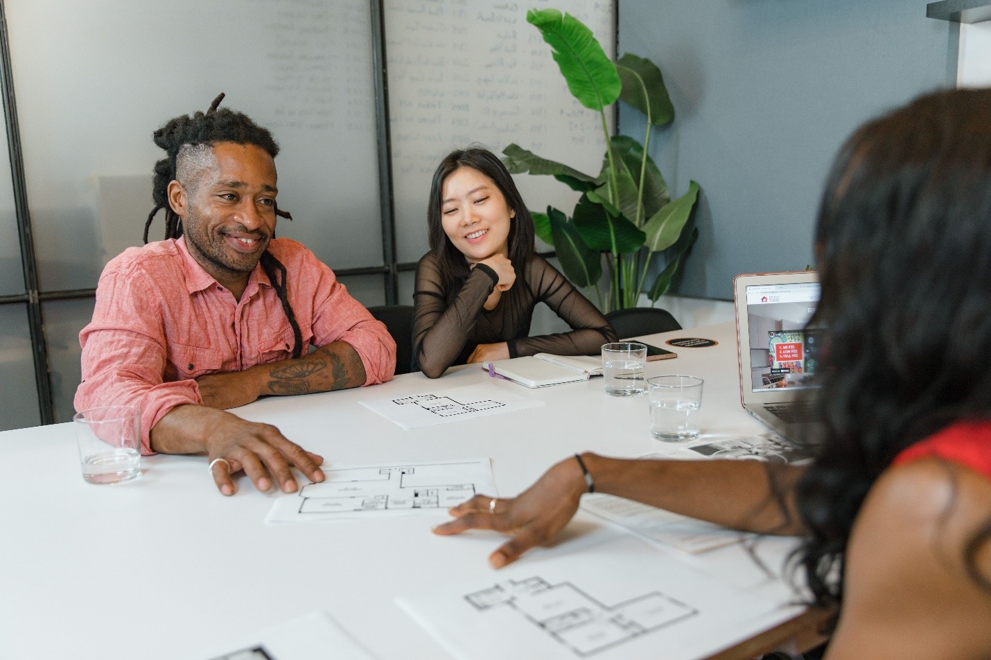 The Return Economy: Why Diaspora Professionals Are Rebuilding Links with Africa