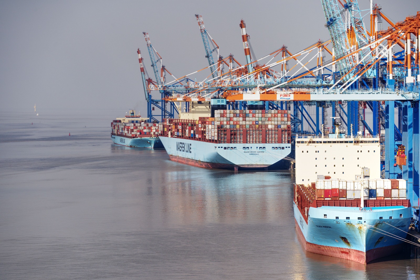 Hormuz Shipping Disruptions Deepen Energy-Supply Risks as Middle East Tensions Spread Through Global Trade Routes