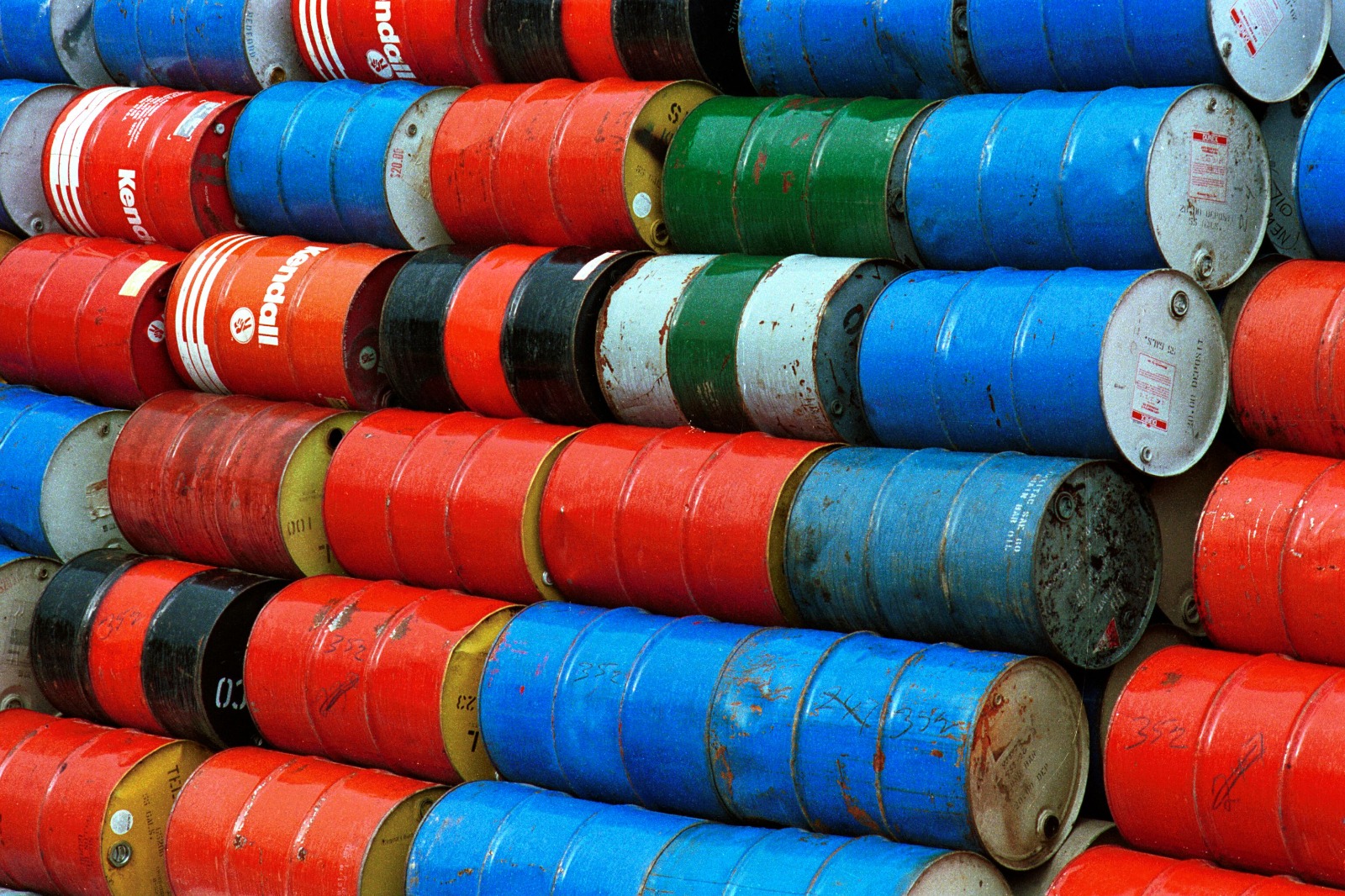 Oil Climbs Towards $91 as Stalled US-Iran Talks Raise Fresh Supply and Inflation Risks