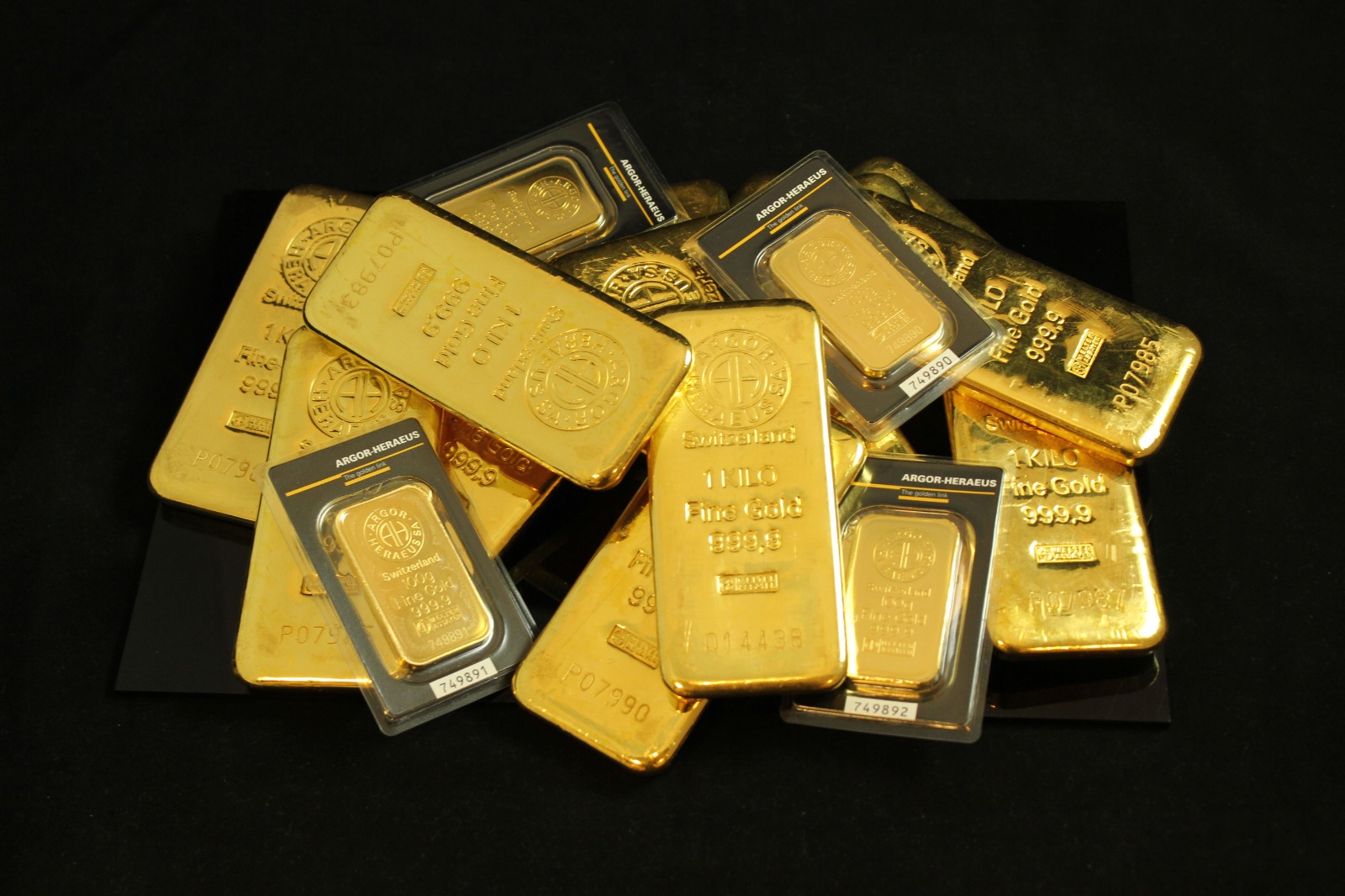 Gold Rally Pauses as US Inflation Data Puts Fed Rate Path Back at Centre of Markets