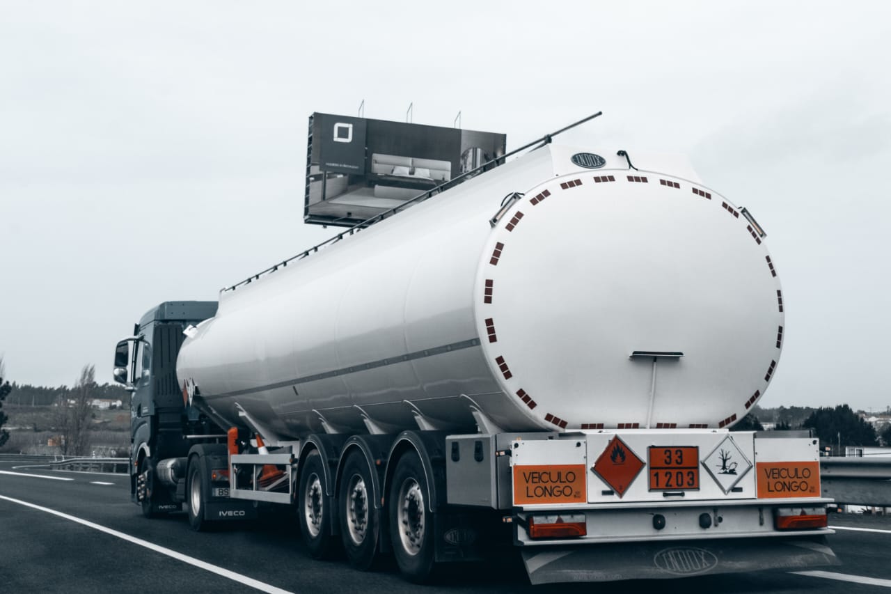 Russia Extends Diesel Export Curbs as Domestic Fuel Pressures Persist