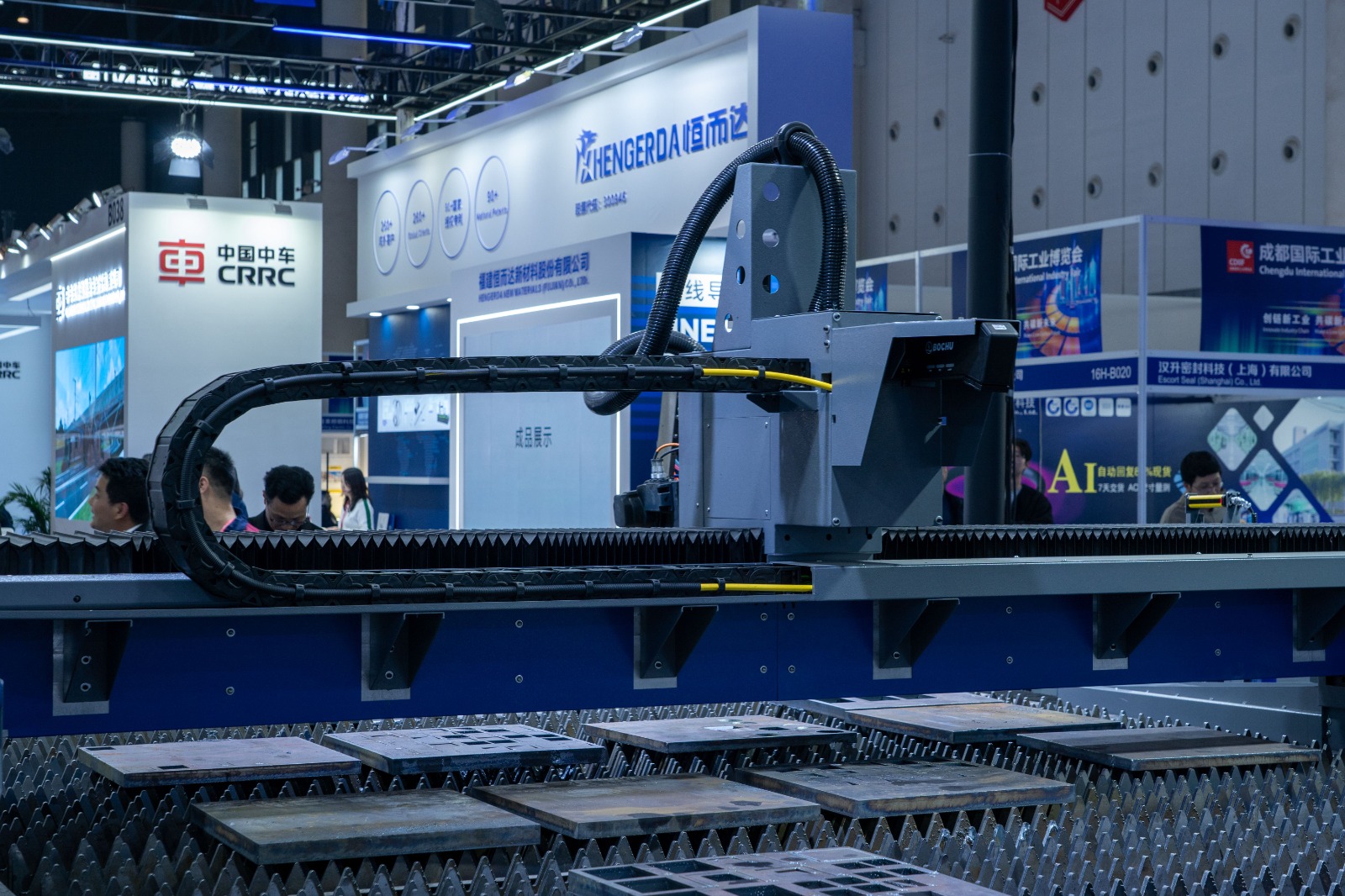 China’s Manufacturing Contraction Eases as Export Strength Masks Persistent Weakness in Domestic Demand